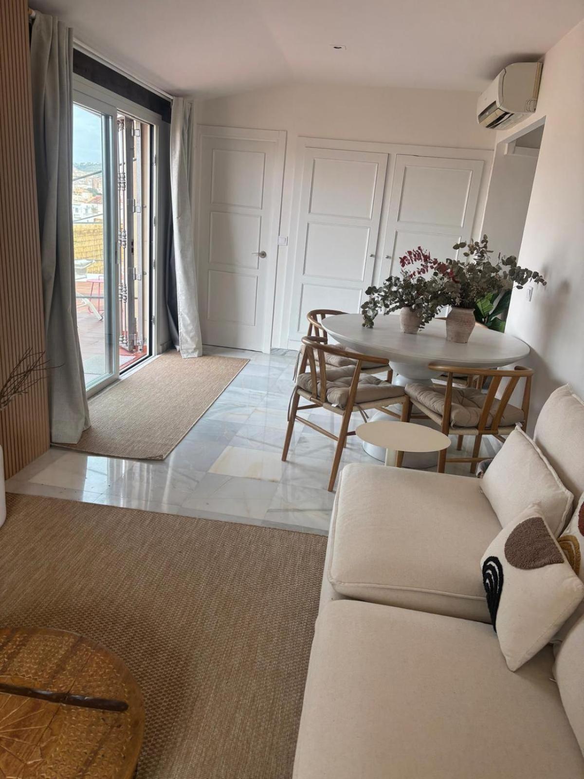 Six By Caleta Homes Apartamento